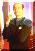 voyager_crew_doctor4.jpg (42362 Byte)
