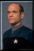 voyager_crew_doctor.jpg (10284 Byte)