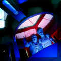 voyager_crew_mix_neelix_kes2.jpg (31843 Byte)